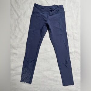 Blue Lululemon cropped leggings